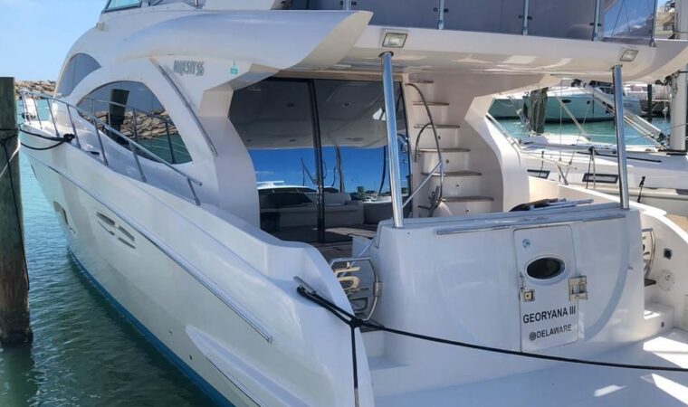 boat rental majestic